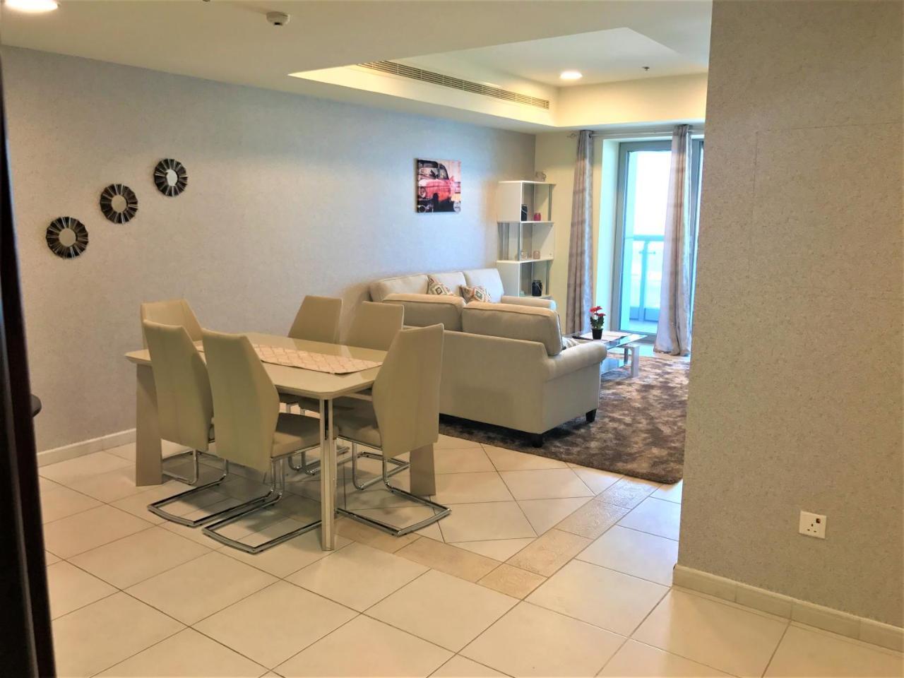 Yanjoon Holiday Homes - Princess Tower Apartments ドバイ エクステリア 写真