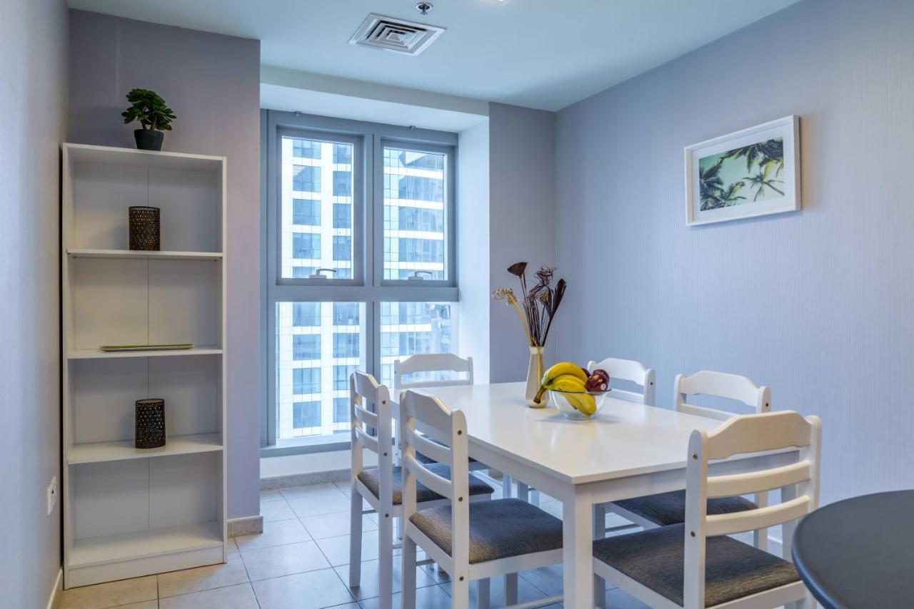 Yanjoon Holiday Homes - Princess Tower Apartments ドバイ エクステリア 写真
